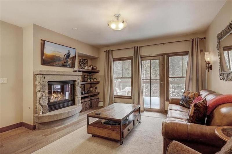 2 Bedroom Blackbear Lodge Condo In River Run Village